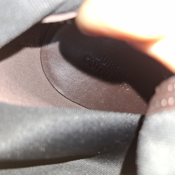 Urban Outfitters Chocolate Brown Pointed Toe suede like Boots - Picture 12 of 13